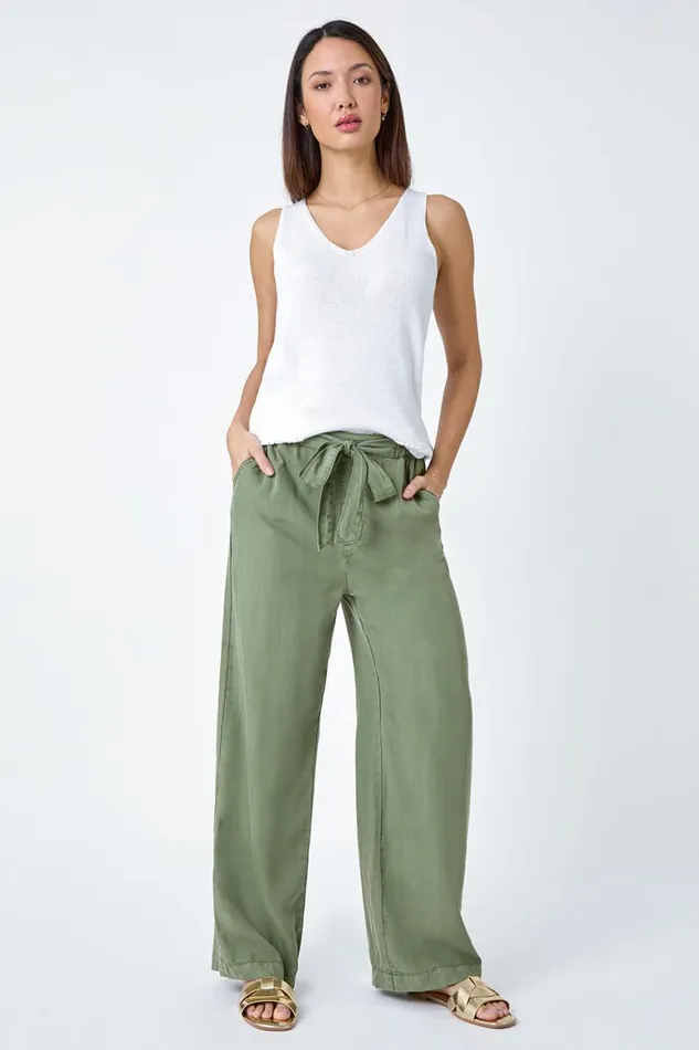 Women Sage Elastic Tie Waist Pocket Shorts Roman Trousers