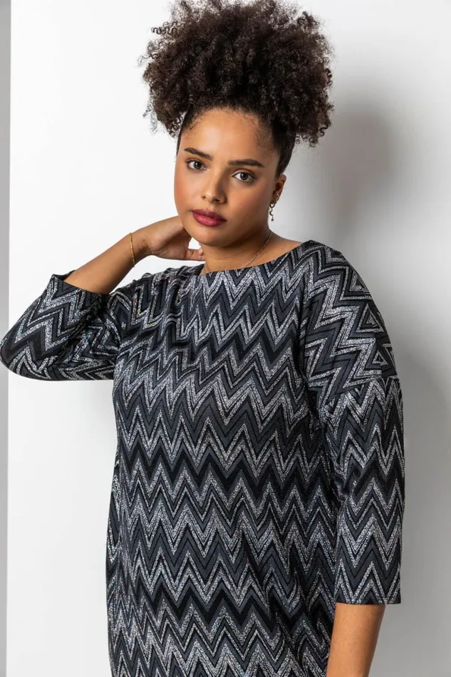 Women Silver Curve Zig Zag Print Shift Dress Roman Dresses