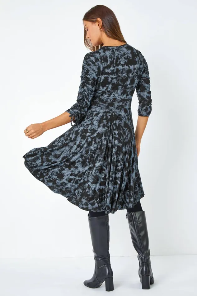Women Steel Blue Abstract Print Ruched Stretch Dress Roman Dresses
