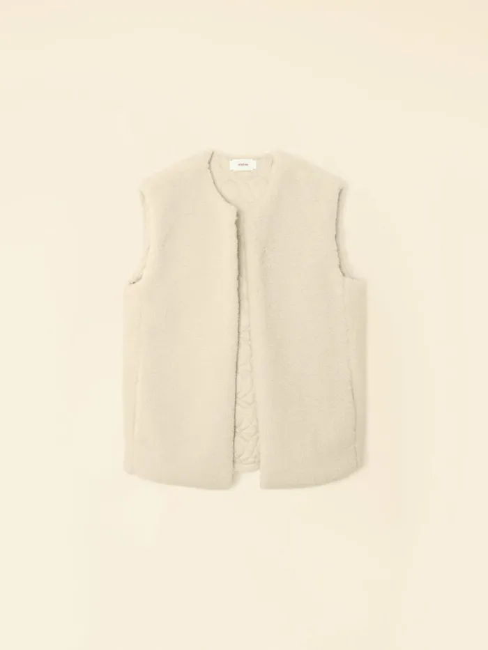Women Sweaters and Jackets Xirena Cream Thea Vest
