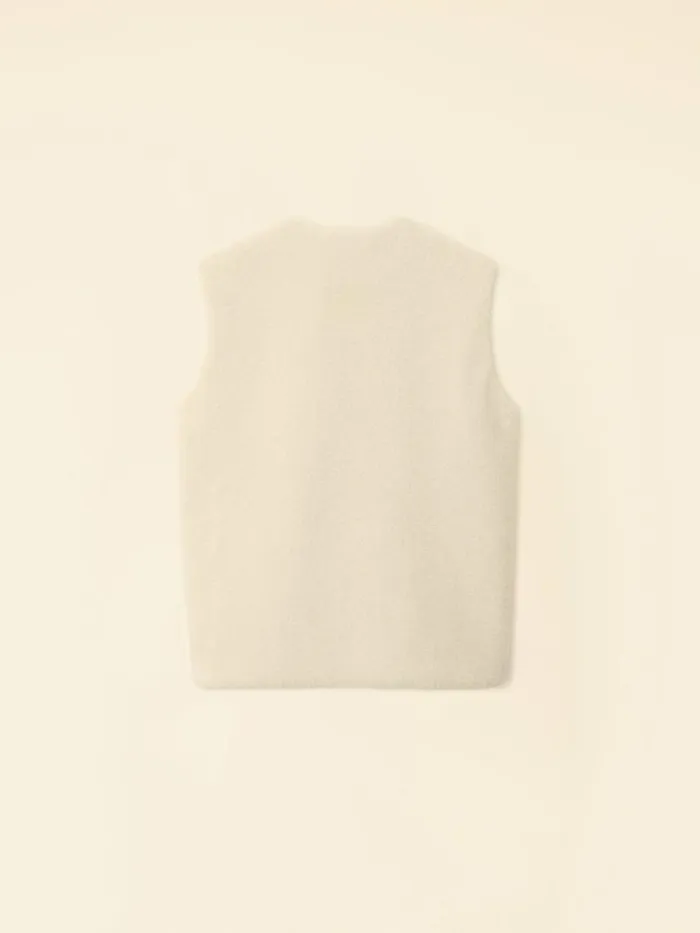 Women Sweaters and Jackets Xirena Cream Thea Vest