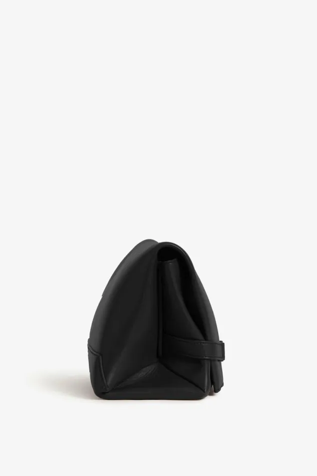 Women The Chain Pouch Victoria Beckham Chain Pouch Bag In Black Leather