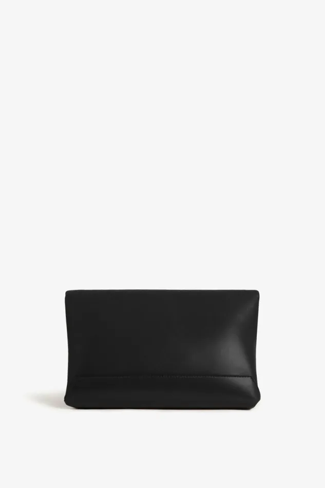 Women The Chain Pouch Victoria Beckham Chain Pouch Bag In Black Leather