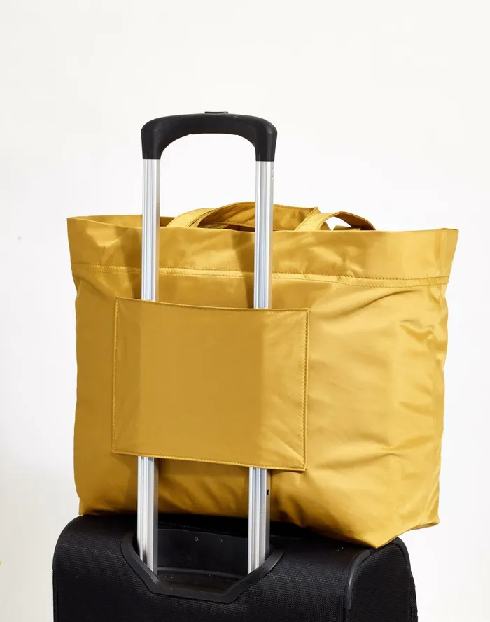 Women The Resourced Tote Bag Coal Madewell Luggage and Travel Women The Resourced Tote Bag Coal Madewell Luggage and Travel