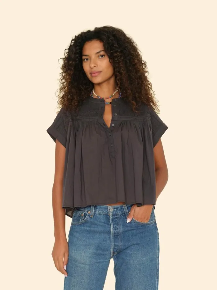 Women Tops Xirena Obsidian Luane Top