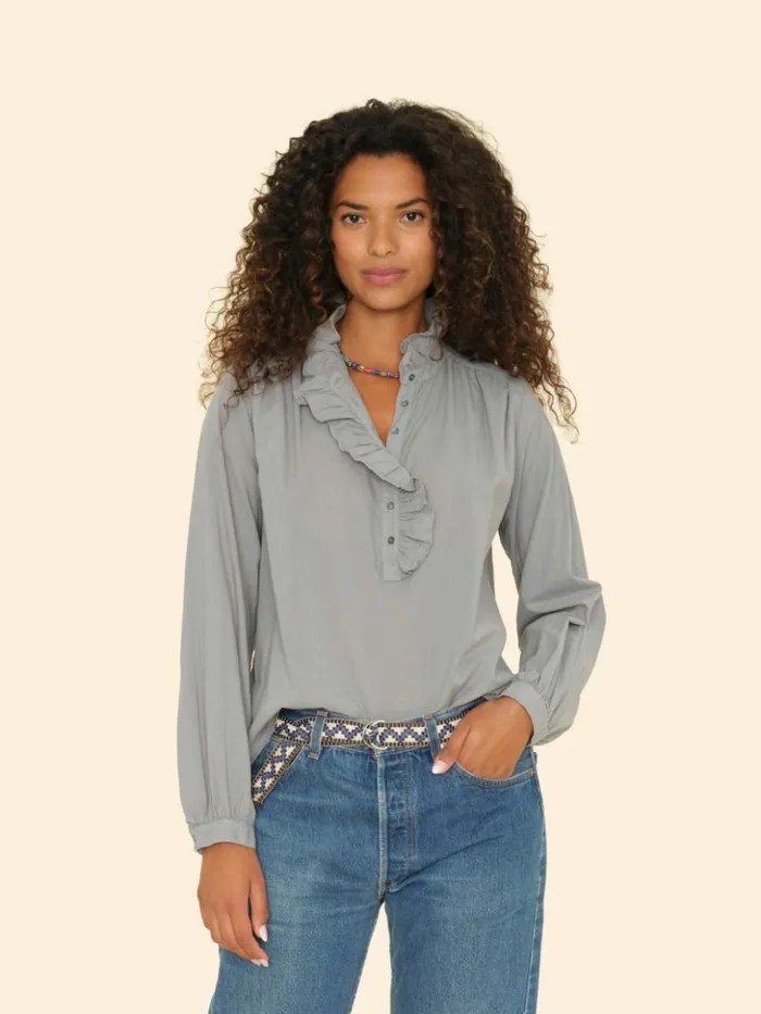 Women Tops Xirena Stone Grey Caspian Top
