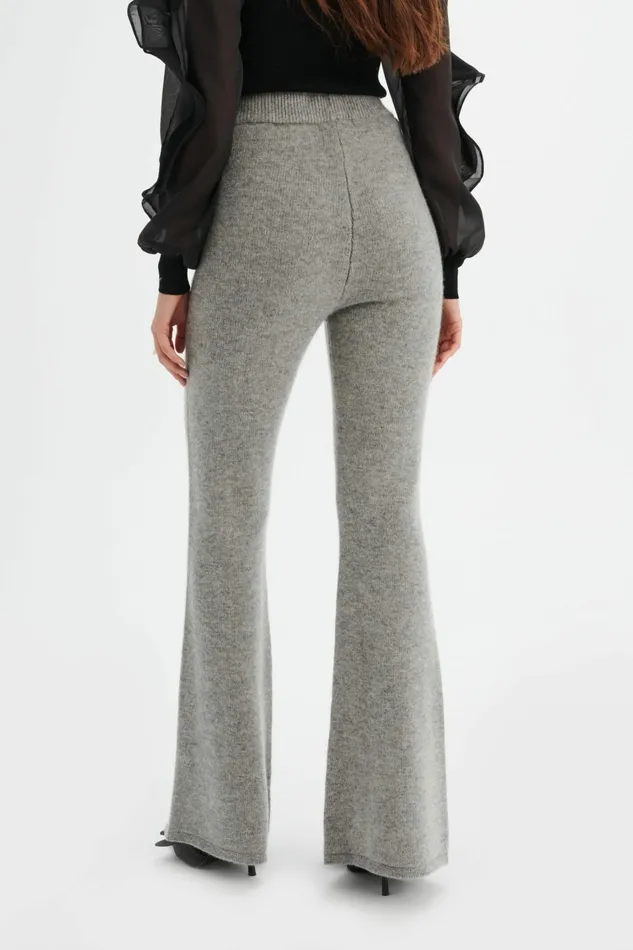 Women Winter Knitwear Lavish Alice AYZEL Knitted Cashmere Blend Fit and Flare Trousers In Grey Grey