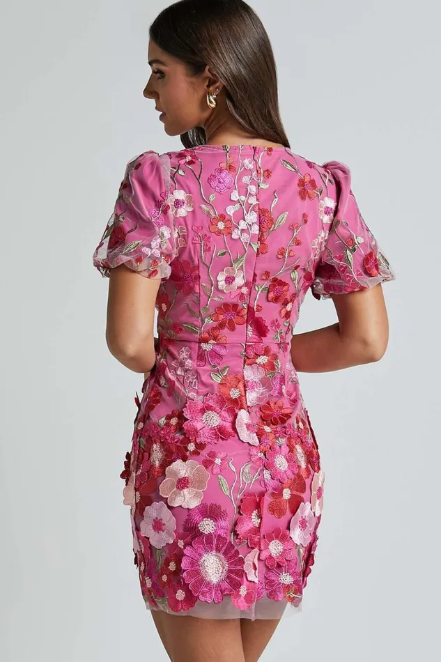 Wren Mini Dress 8211 Puff Sleeve Bodycon 3d Garden Flowers Dress In Magenta Women Showpo Dresses
